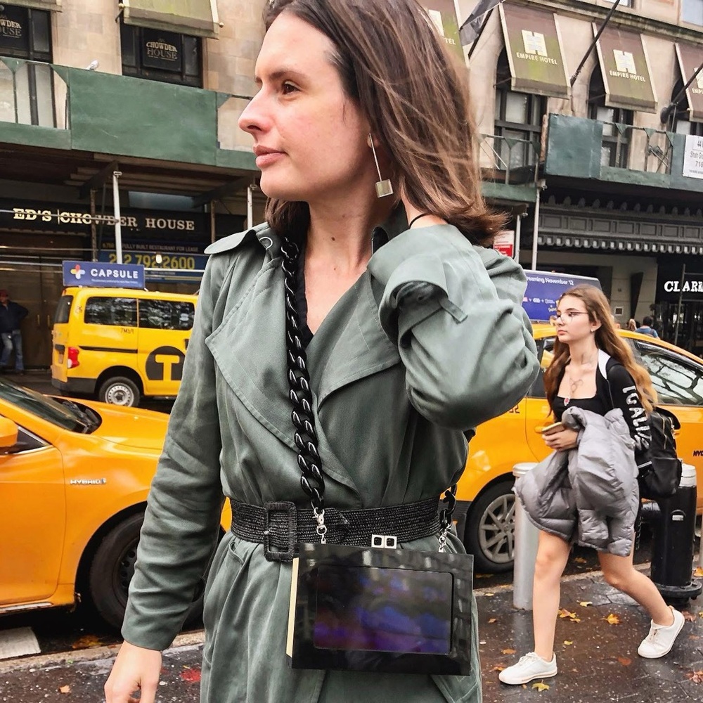 Diana Broussard IT Black Chain Bag / DB Chronicle